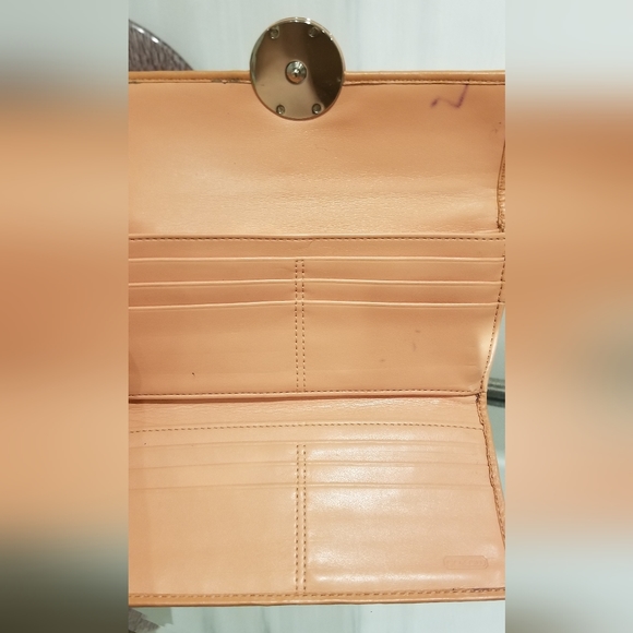 COACH Peach Wallet (FLAWED) - Picture 5 of 6